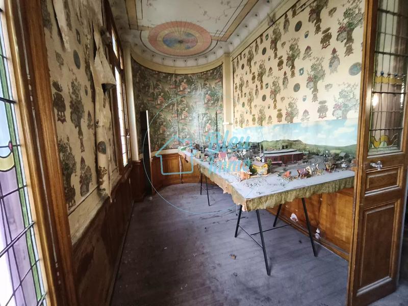 Appartement - 230 m² - 10 pièces