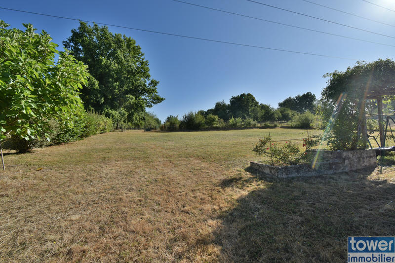 Maison - 228 m² - 8 pièces