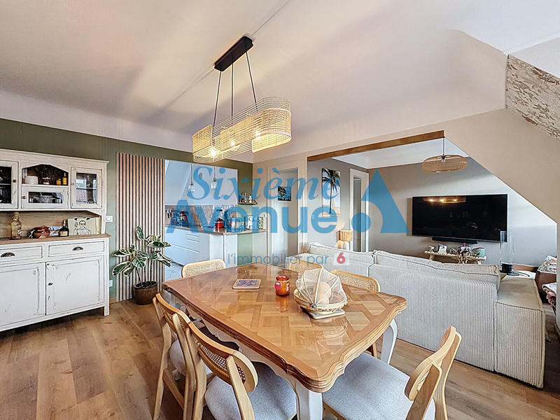 Appartement - 82 m² - 4 pièces