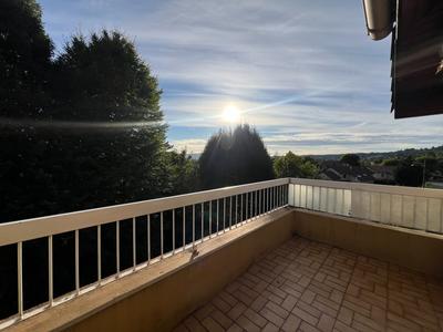 Appartement - 77 m² - 4 pièces