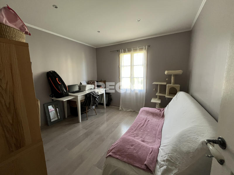 Maison - 166 m² - 6 pièces