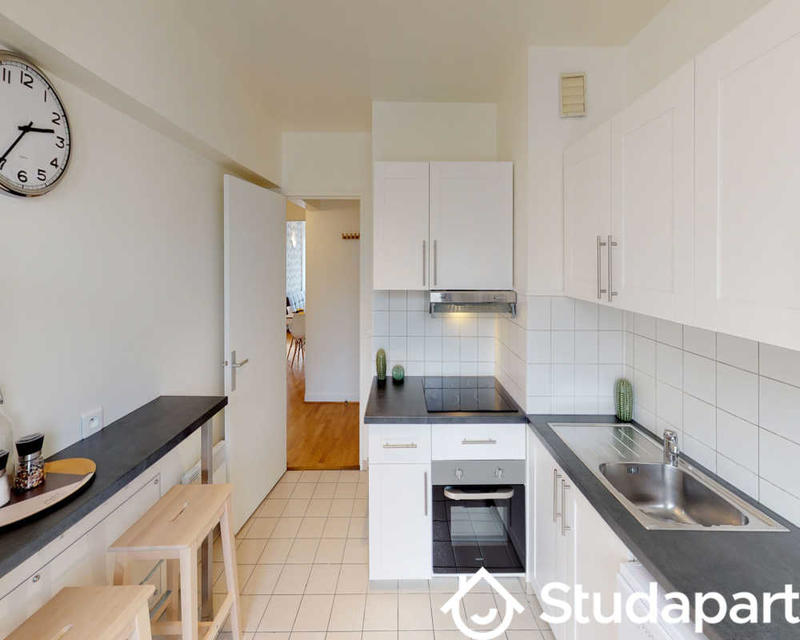 Chambre - 90 m² - 1 pièce