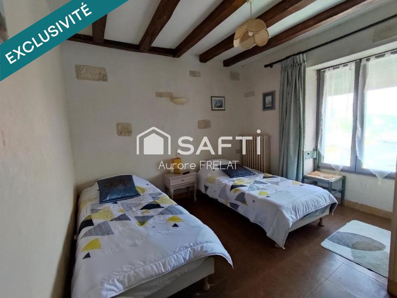 Maison - 270 m² - 10 pièces