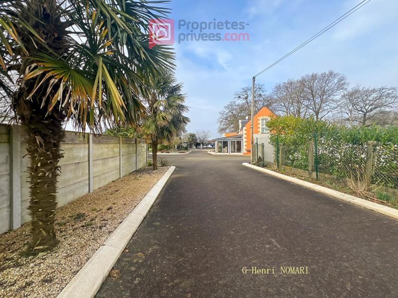 Maison - 214 m² - 7 pièces