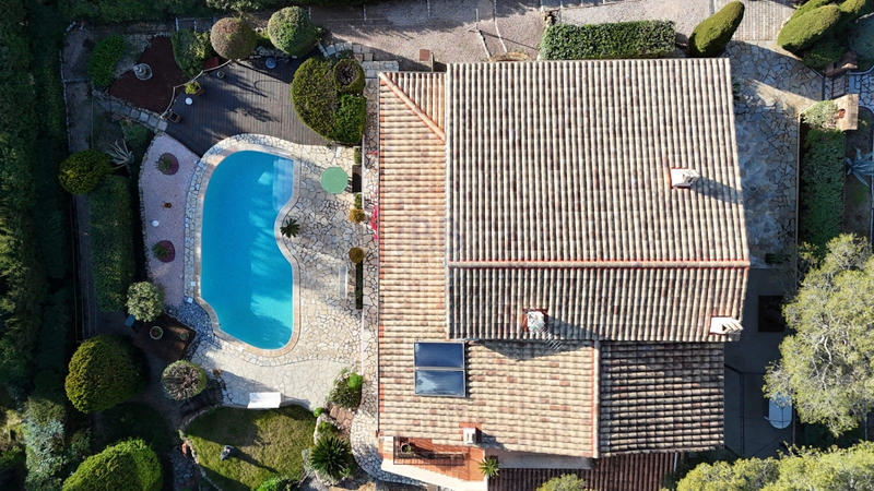 Villa - 200 m² - 6 pièces