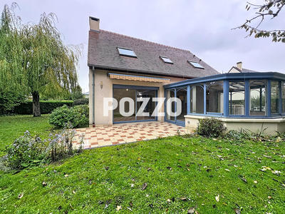 Maison - 153 m² - 8 pièces