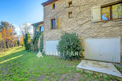 Villa - 153 m² - 6 pièces