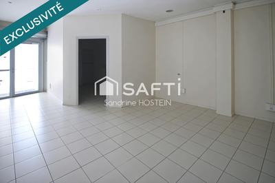 Local commercial - 119 m² - 6 pièces