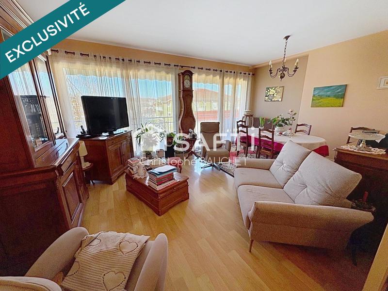 Appartement - 93 m² - 4 pièces