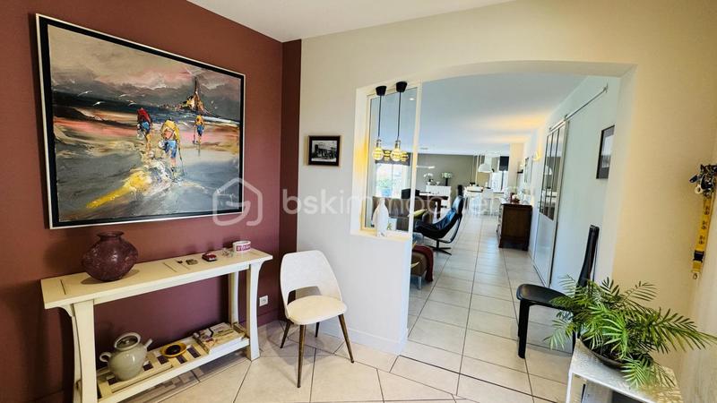 Villa - 181 m² - 8 pièces