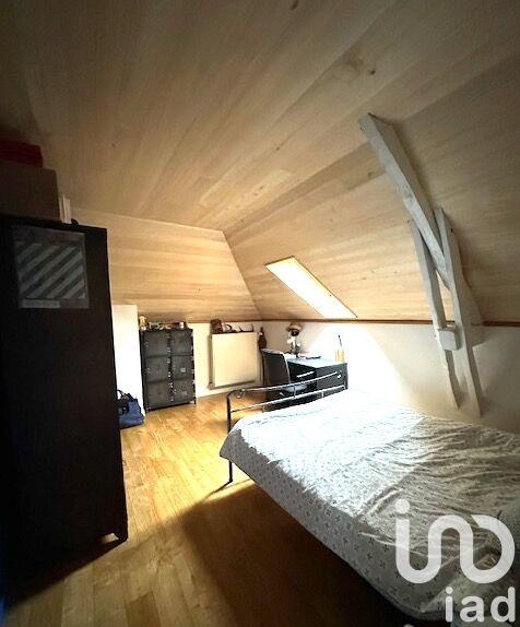 Maison - 300 m² - 9 pièces