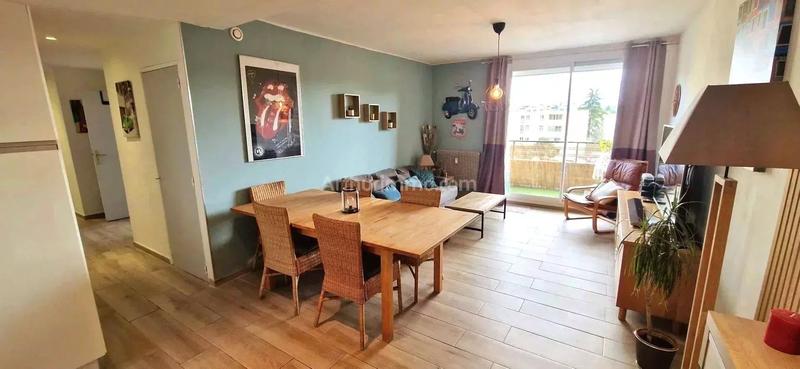 Appartement - 84 m² - 5 pièces