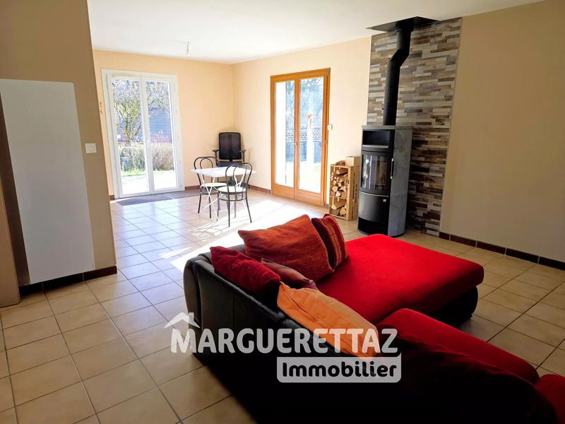Maison - 90 m² - 4 pièces
