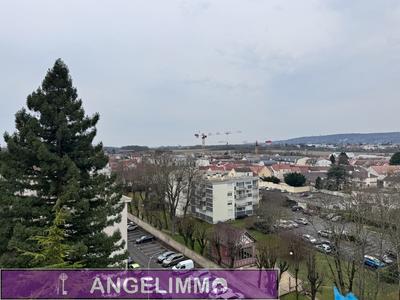 Appartement - 86 m² - 4 pièces