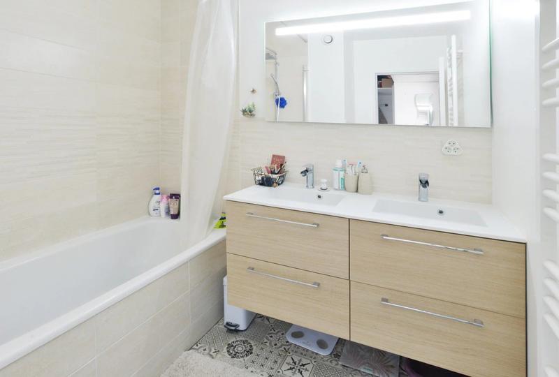 Appartement - 107 m² - 5 pièces