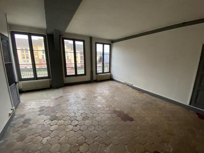 Appartement - 100 m² - 3 pièces