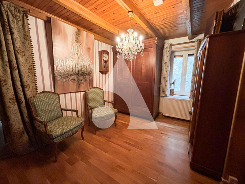 Maison - 143 m² - 6 pièces