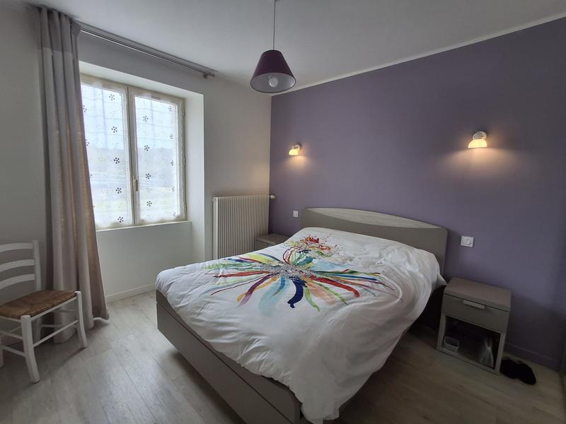 Maison traditionnelle - 241 m² - 7 pièces