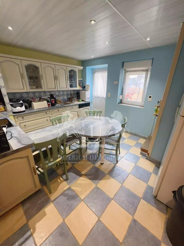 Maison jumelée - 90 m² - 5 pièces