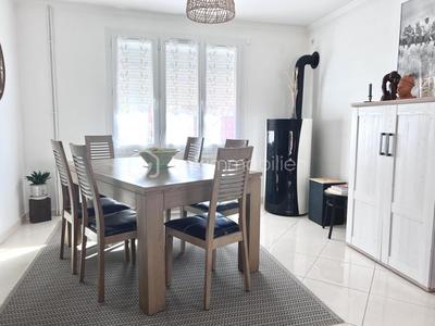 Maison traditionnelle - 91 m² - 4 pièces