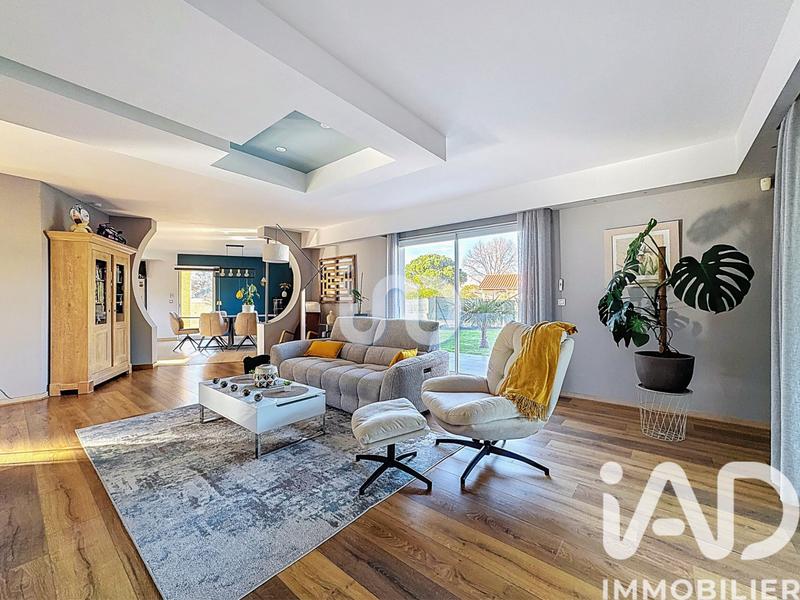 Maison - 170 m² - 6 pièces