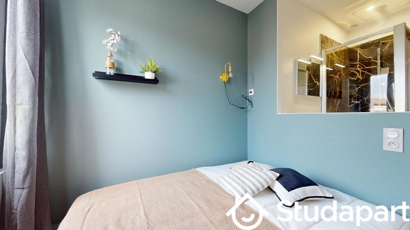 Chambre - 11 m² - 1 pièce