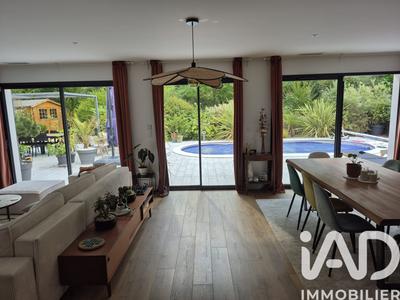 Maison - 120 m² - 4 pièces