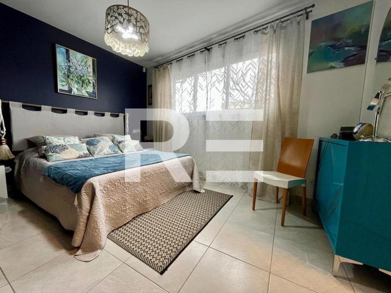 Villa - 170 m² - 6 pièces