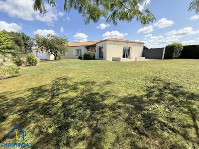 Maison - 148 m² - 5 pièces