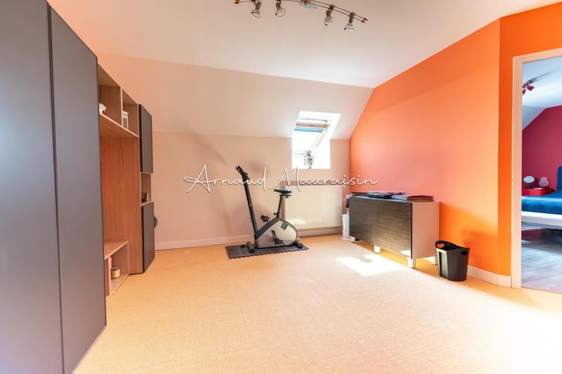 Maison - 162 m² - 6 pièces