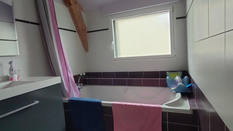 Maison - 106 m² - 6 pièces