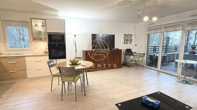 Appartement - 71 m² - 3 pièces