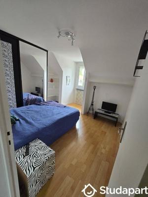 Chambre - 9 m² - 1 pièce