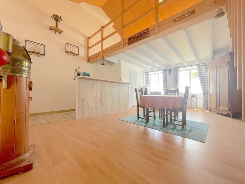 Maison - 265 m² - 12 pièces