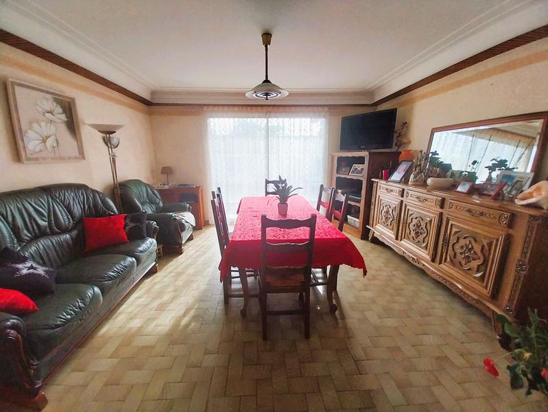 Maison - 136 m² - 7 pièces