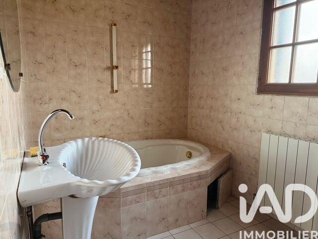 Maison - 153 m² - 8 pièces