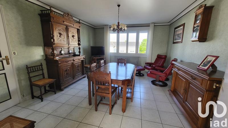 Maison - 93 m² - 5 pièces