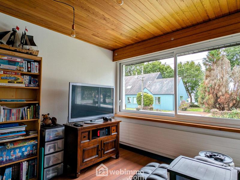 Maison - 234 m² - 8 pièces