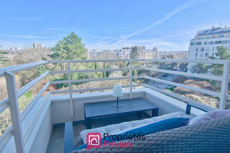 Appartement - 97 m² - 4 pièces