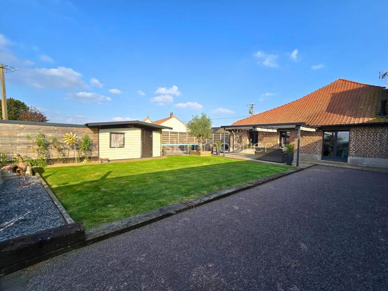 Propriété - 260 m² - 10 pièces