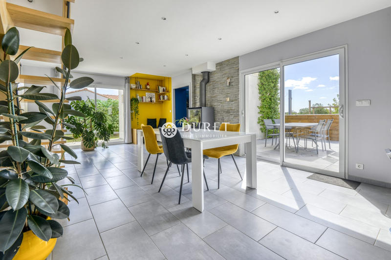 Maison traditionnelle - 123 m² - 6 pièces