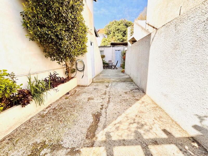 Maison - 178 m² - 3 pièces