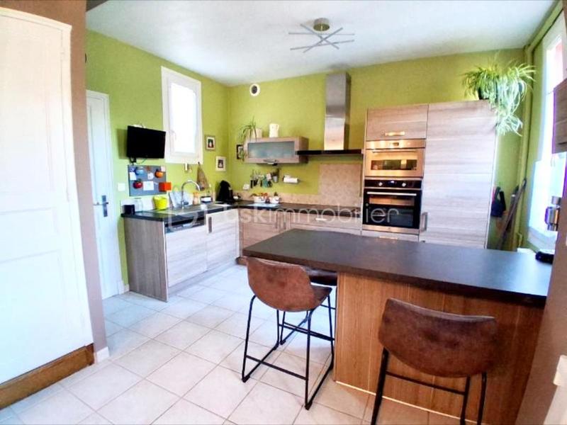 Maison de village - 94 m² - 5 pièces