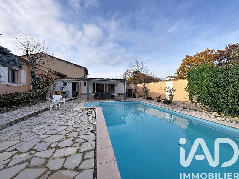 Maison - 107 m² - 5 pièces