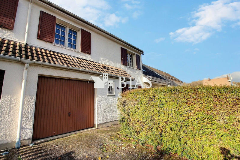 Maison - 91 m² - 4 pièces