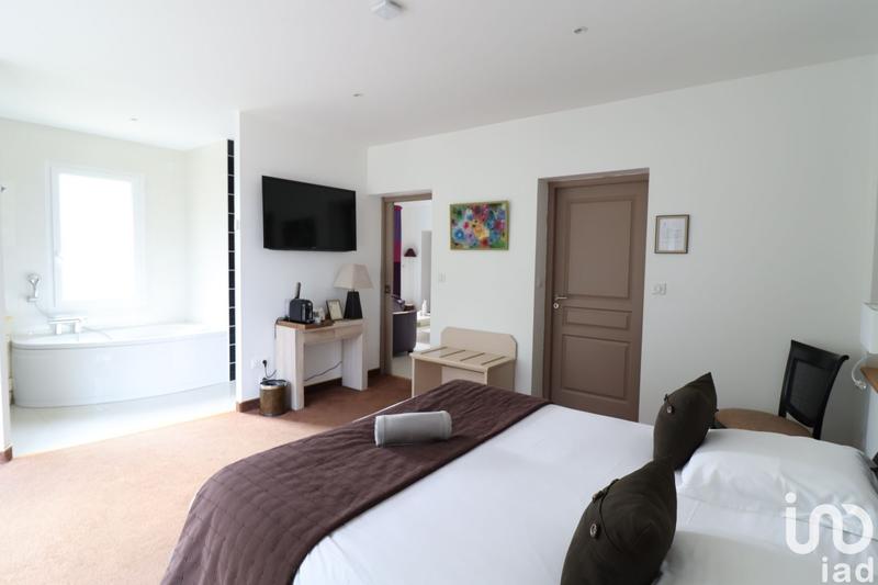 Local commercial - 1 016 m²