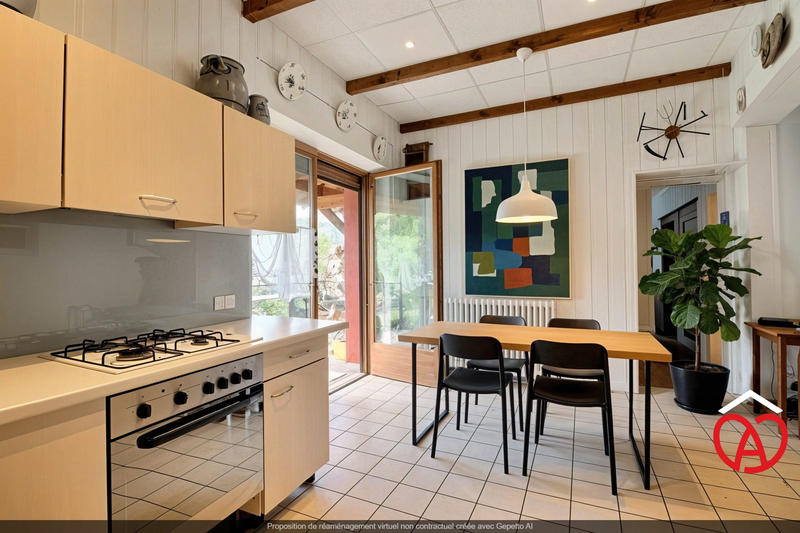 Maison ancienne - 220 m² - 7 pièces