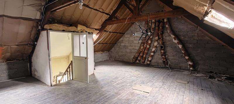 Maison - 104 m² - 5 pièces