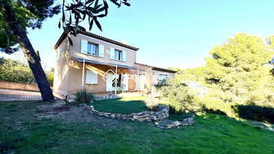 Villa - 143 m² - 5 pièces