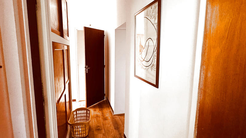 Maison - 198 m² - 6 pièces